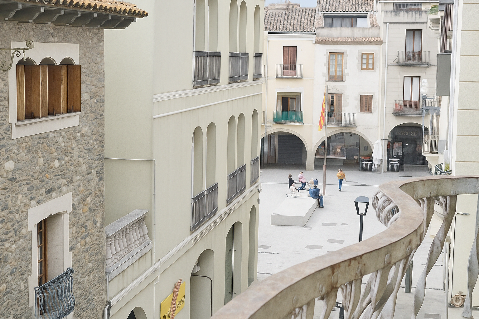 casa modernista en venta en sant celoni