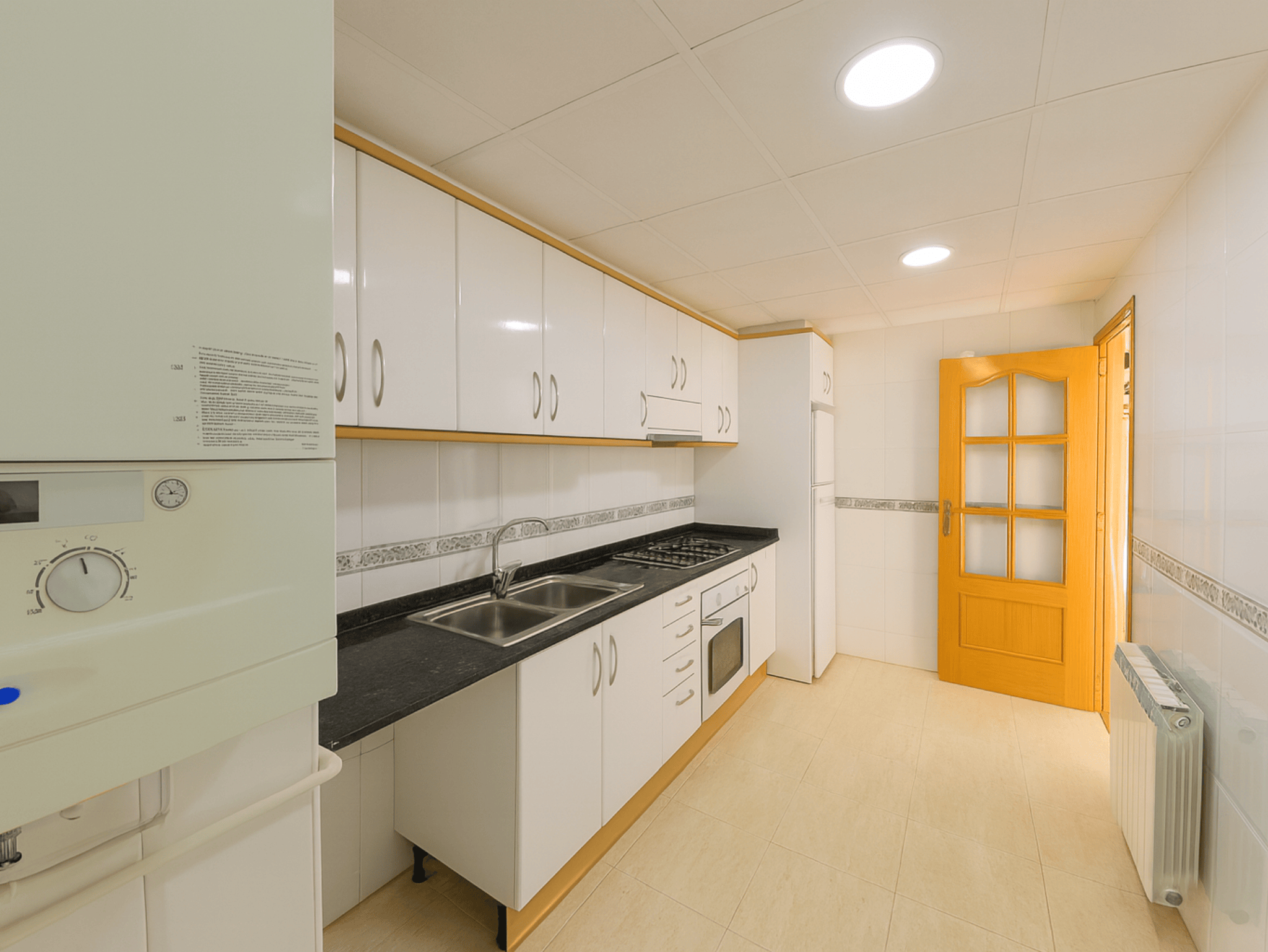 Dúplex con terraza privada y suite en La Girada, Vilafranca del Penedès. Vivienda de 92 m² con 2 habitaciones, balcón, hidromasaje, ascensor y luz natural