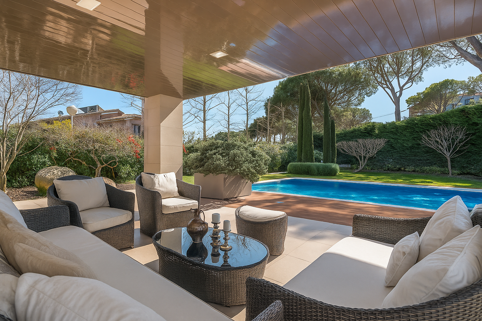 Casa contemporánea con piscina y jardín en Cardedeu – Inmobiliaria boutique Mudita Barcelona.