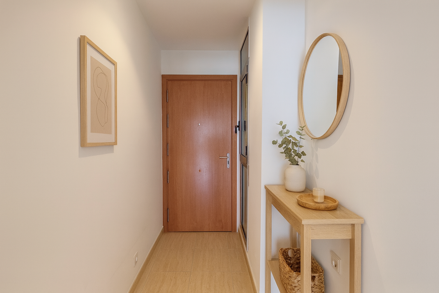 Apartamento con terraza y luz natural en el Eixample de Mataró | Mudità Barcelona – Inmobiliaria boutique especializada en propiedades con alma y nuevo lujo inmobiliario