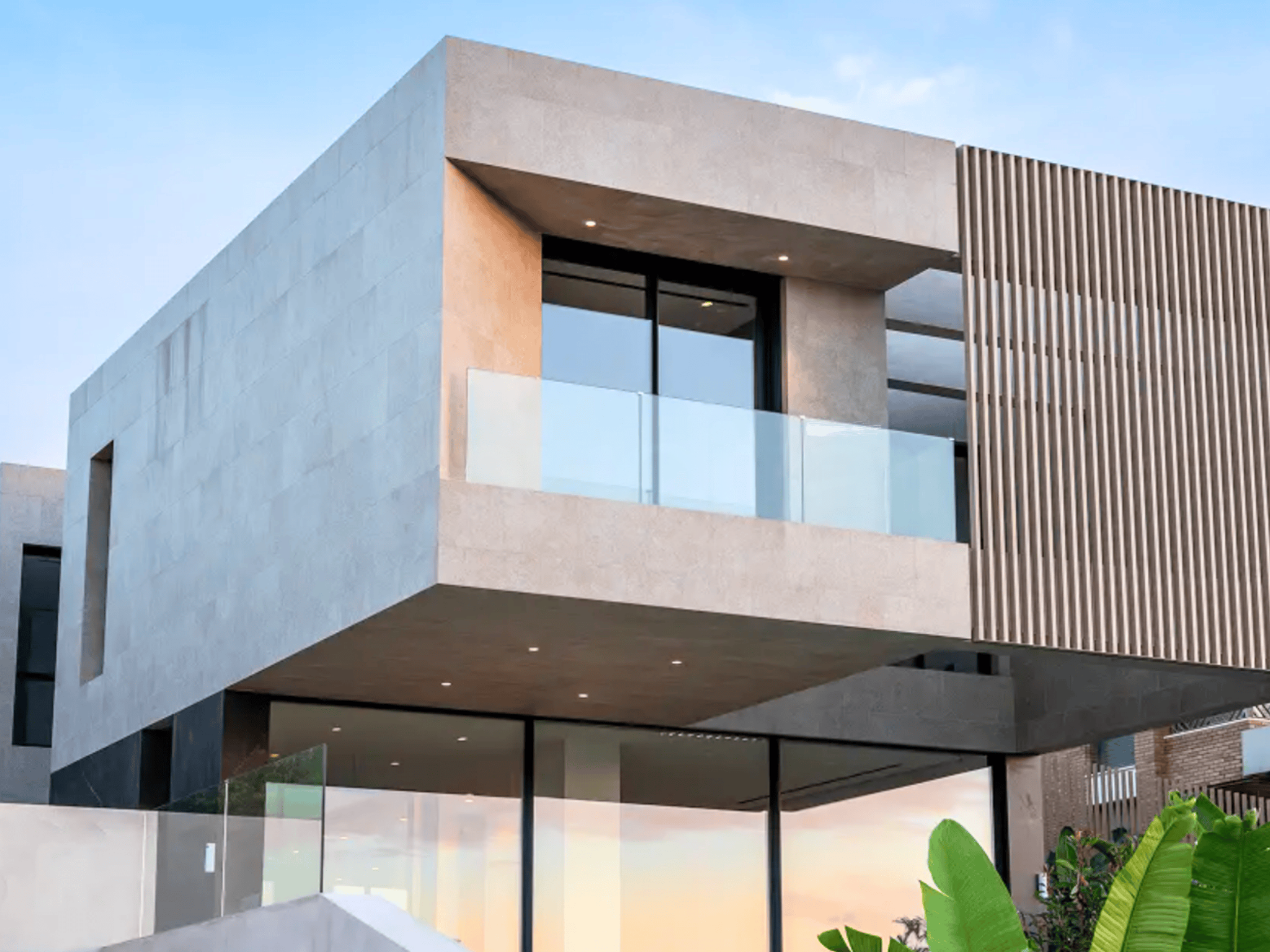 fachada de villa moderna en Teià Barcelona