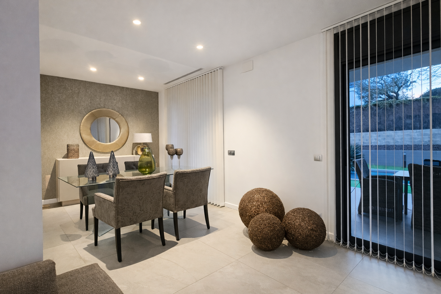 Casa con piscina en Palau-solità i Plegamans | Inmobiliaria boutique Mudità Barcelona