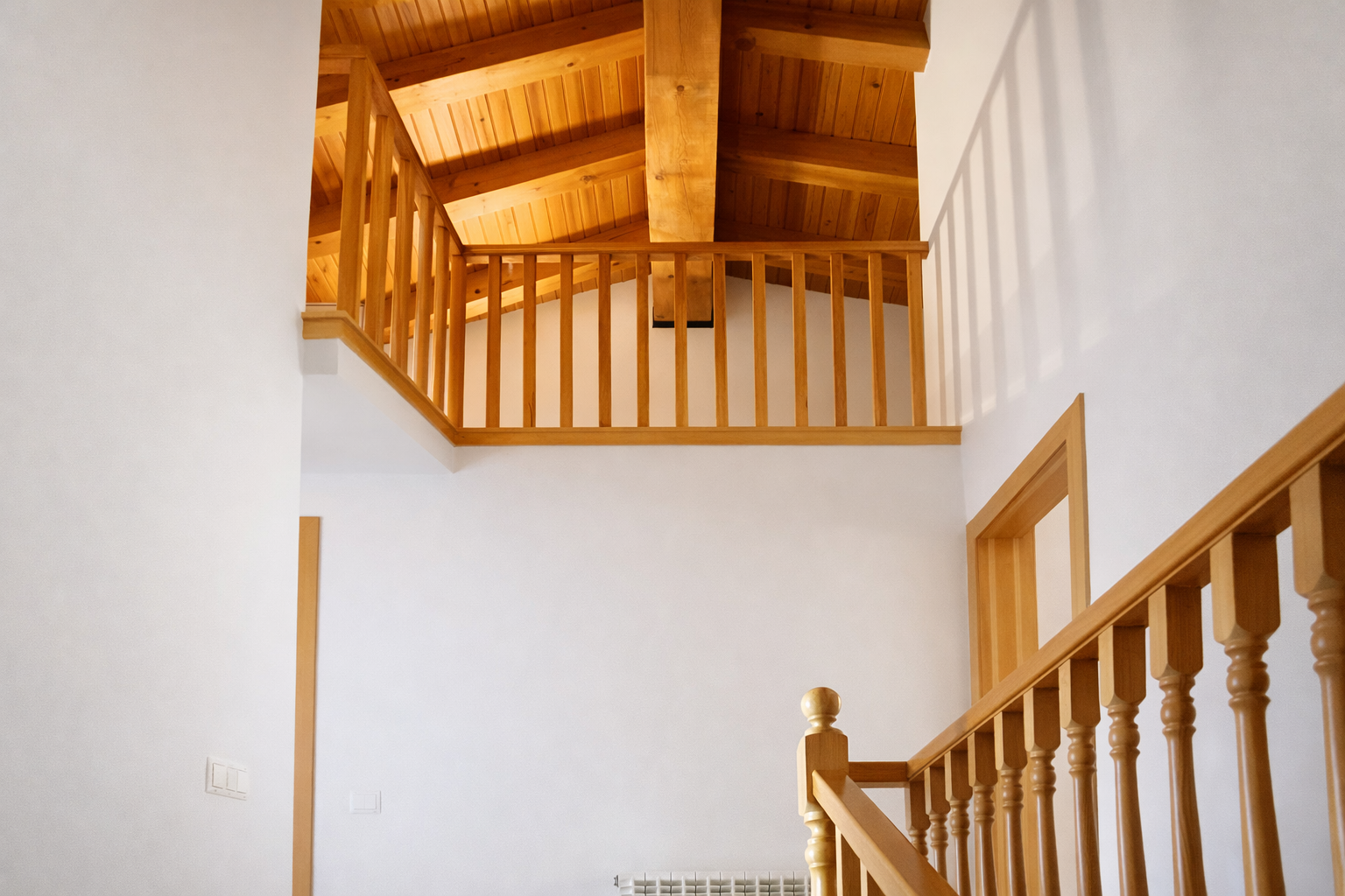 Casa pareada con piscina y jardín en Gualba, al pie del Turó de l’Home, Vallès Oriental, Barcelona | Mudita Barcelona