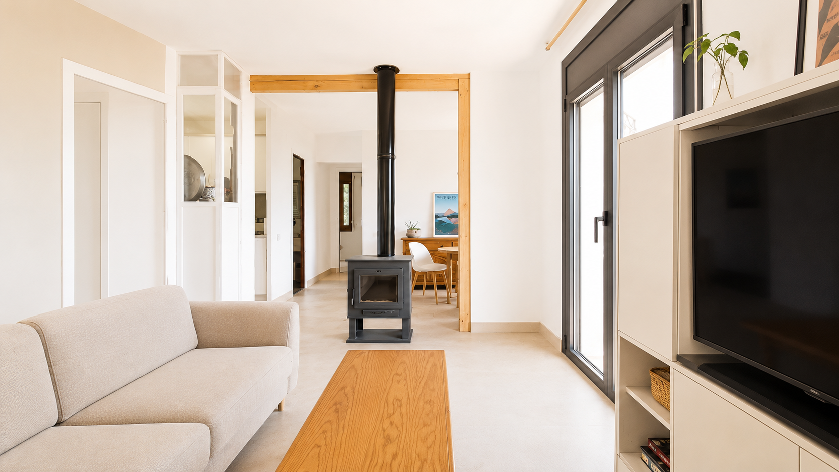 Casa mediterránea en venta en Can Carreras, Pineda de Mar, con vistas al mar, terraza, orientación sur y tres parcelas | Muditā Barcelona inmobiliaria boutique