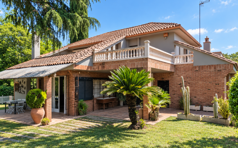 Casa con piscina en Can Camp, l'Ametlla del Vallès | Muditā